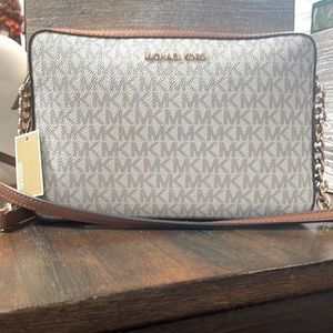 Michael Kors EW Crossbody Messenger Tan/Neutral